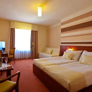 Atlantic 3* Prague